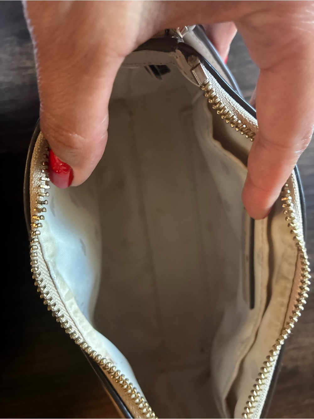 Kate Spade Light Beige Saffiano Shoulder Bag - Picture 12 of 13
